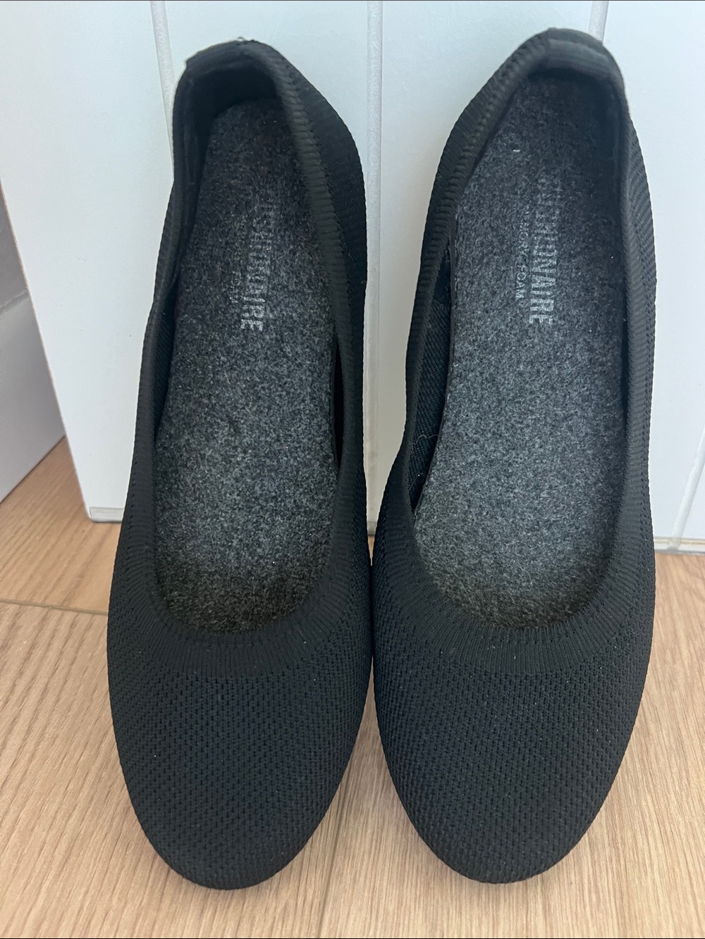 Cushionaire Women’s 9 Black Knit Ballet Flats - Comfortable Women's Shoes